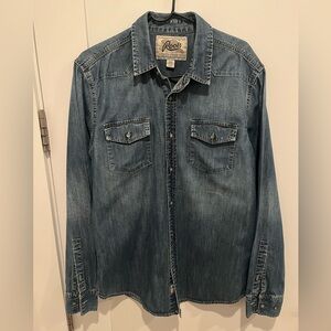 Roots dark blue denim shirt, excellent condition. Size medium